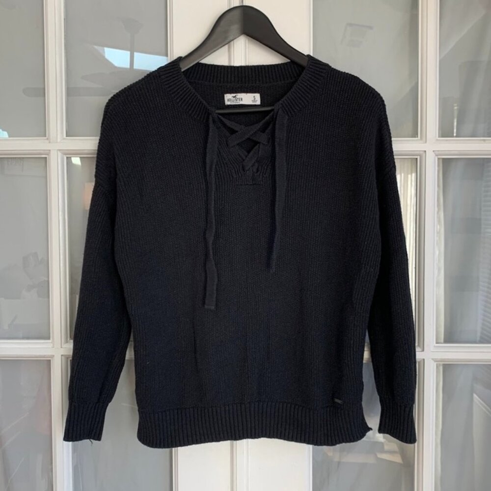 Hollister Lace Up V-Neck Ribbed Knit Sweater